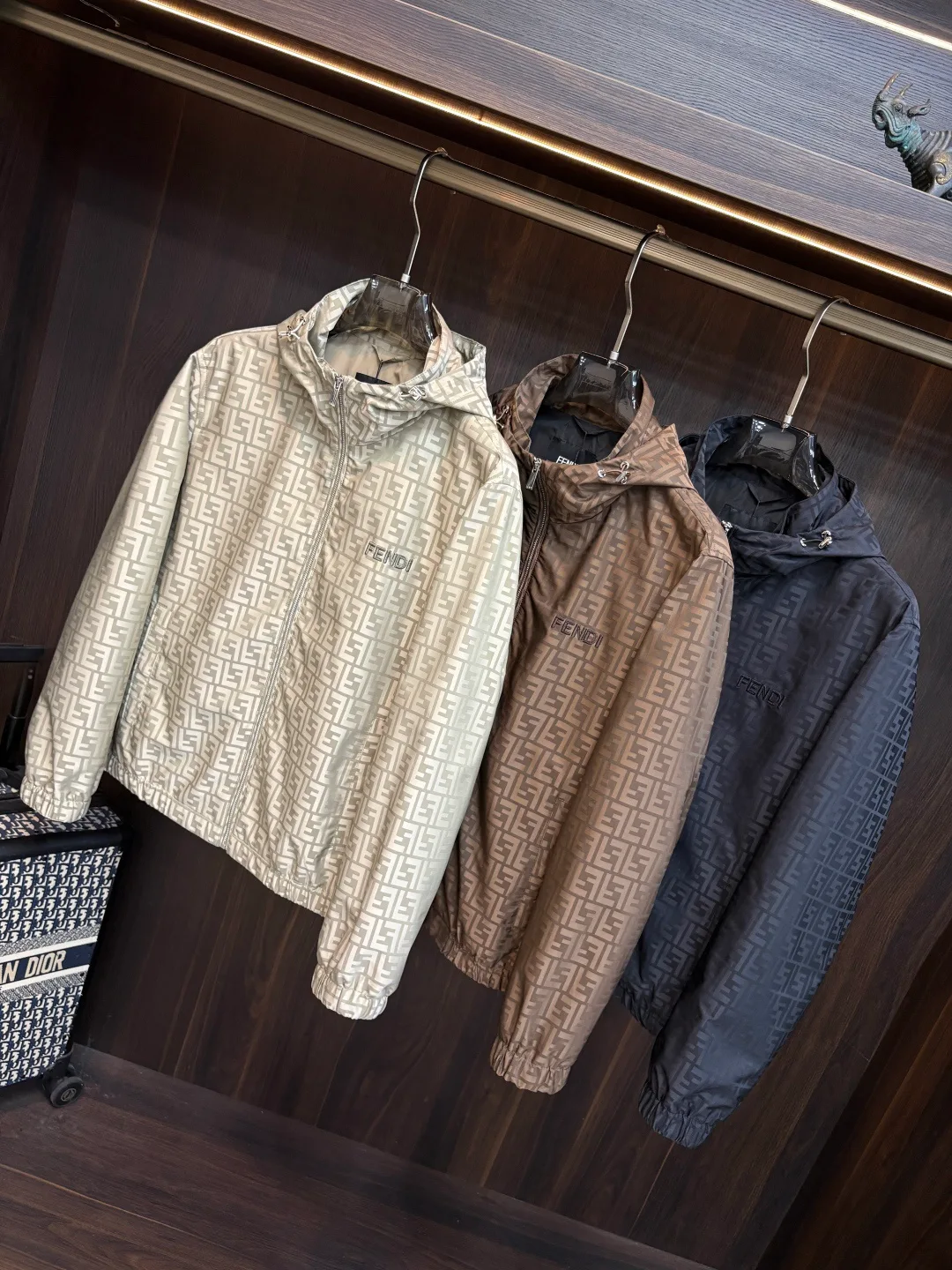 Men's Jackets And Down Jackets FENDI 18199471