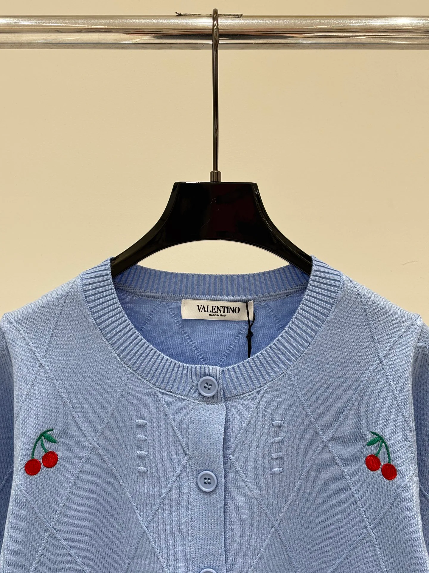 Women's Jumpers And Sweaters VALENTINO 17827860