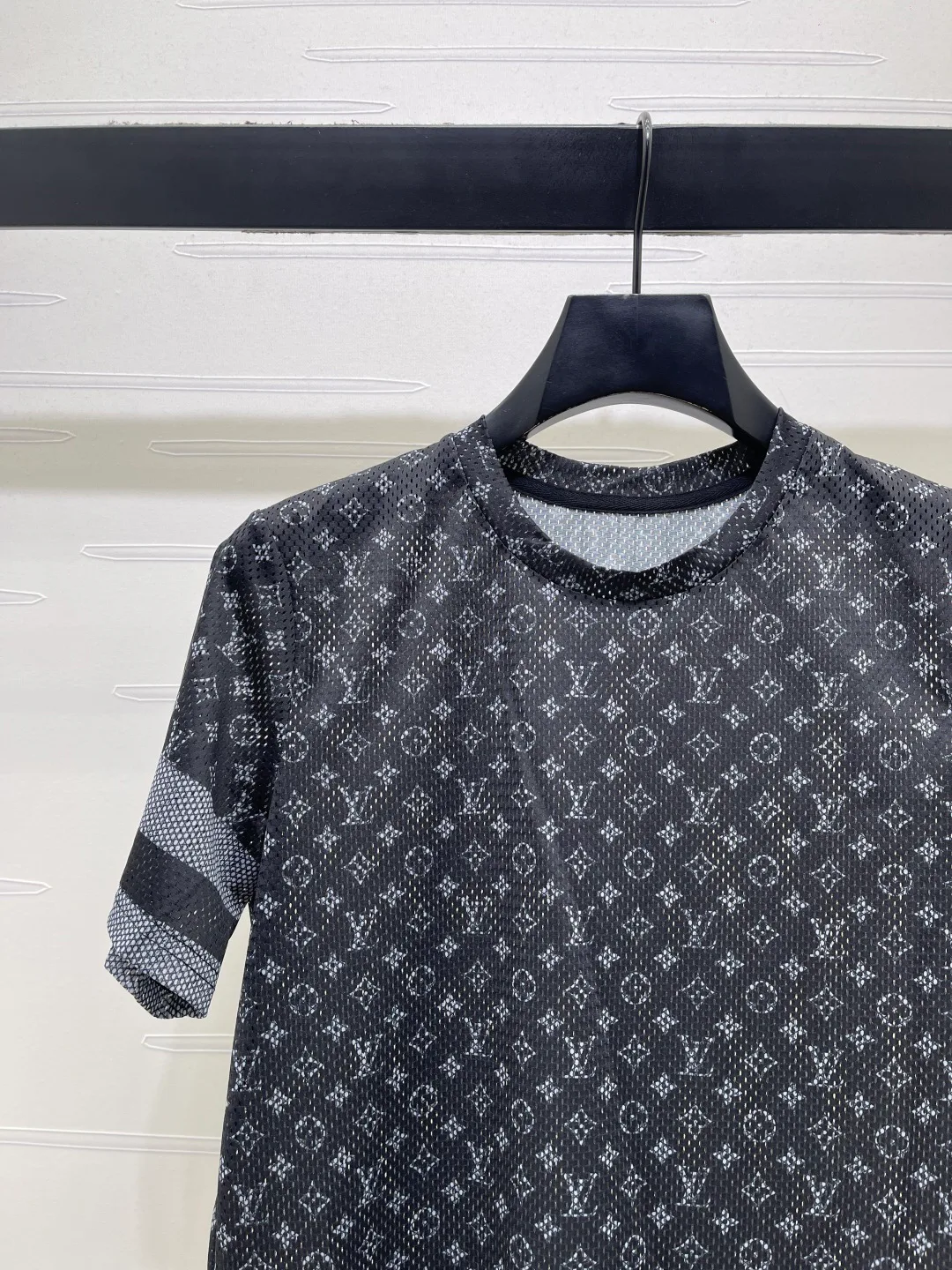 Women's T-Shirts LOUIS VUITTON 17361198