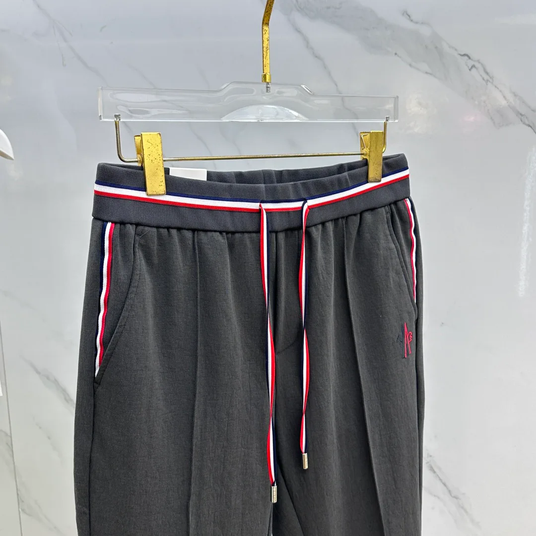 Брюки Мужские Moncler 18596895