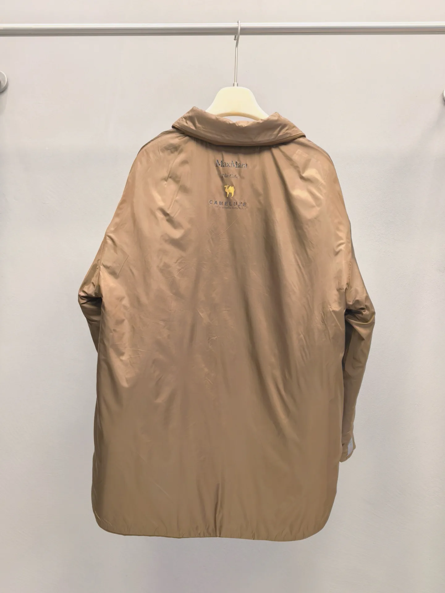 Куртки И Пуховики Женские Max Mara 18643868