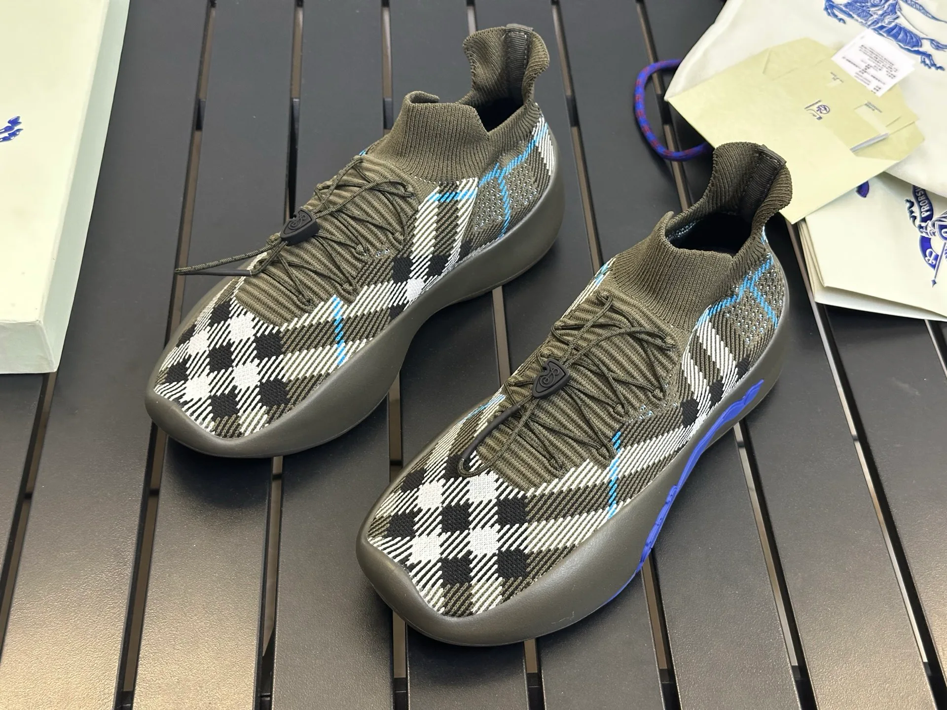 Women's Sneakers BURBERRY 17420322