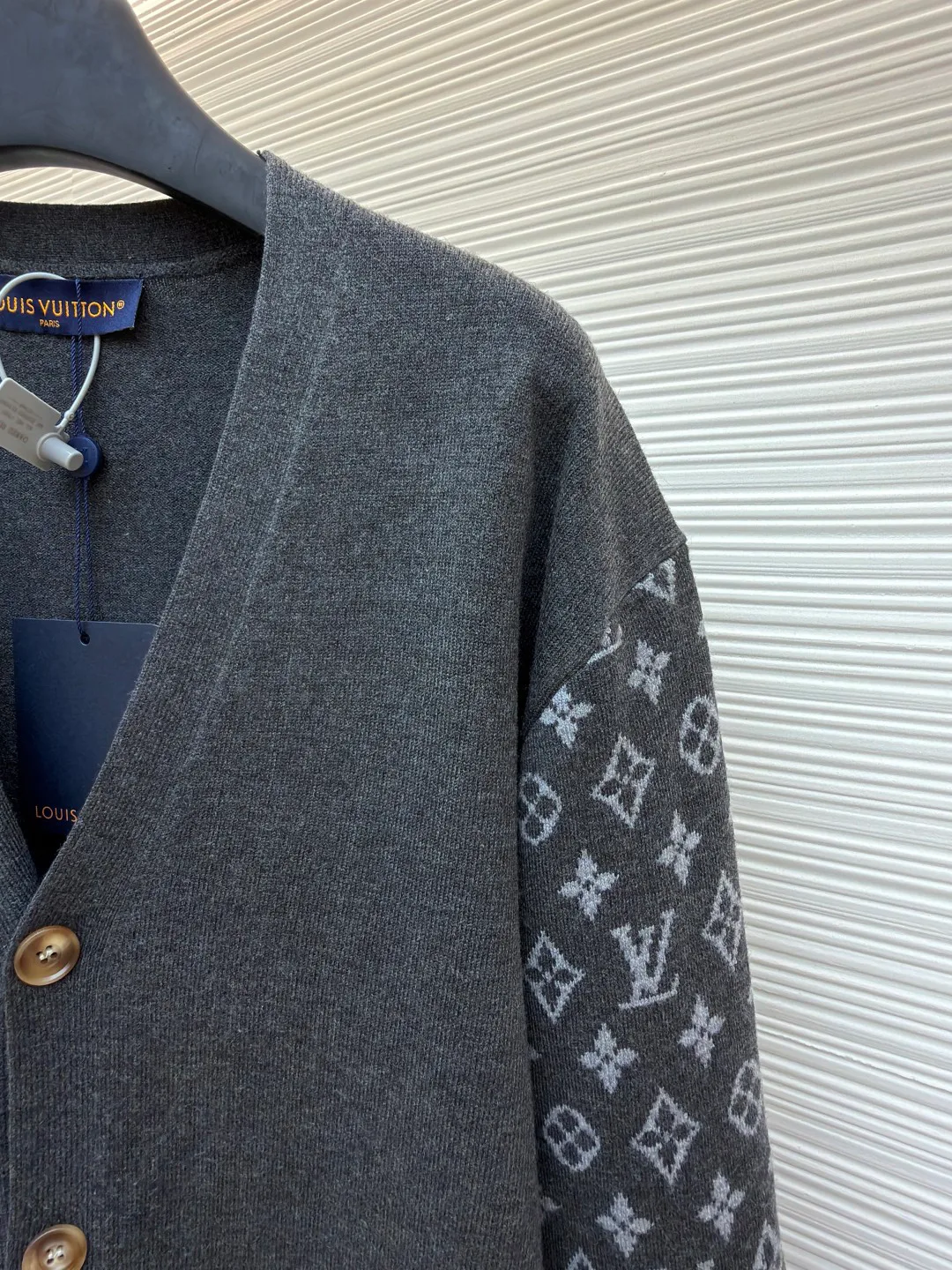 Men's Jumpers And Sweaters LOUIS VUITTON 17740874