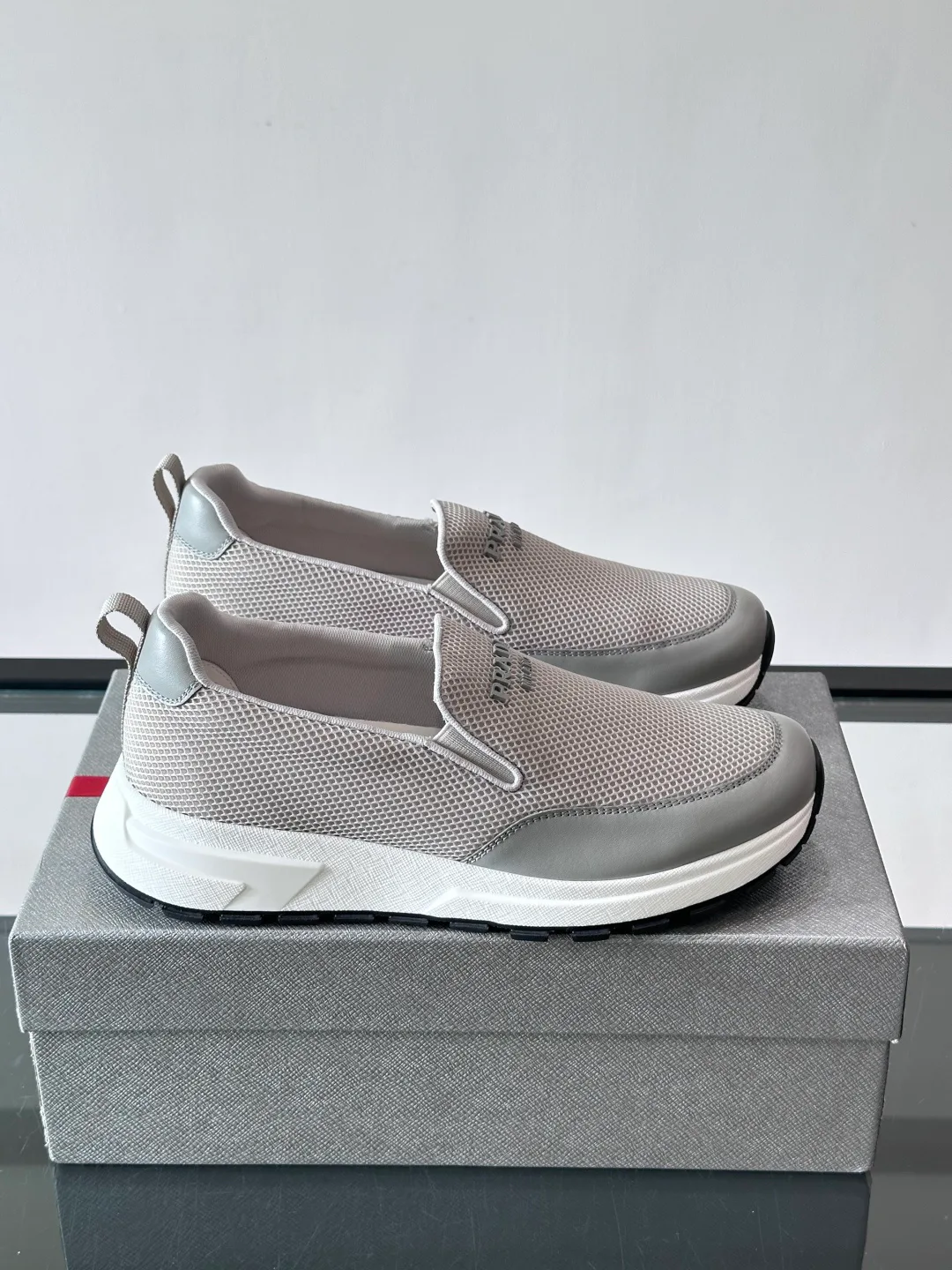 Men's Sneakers PRADA 17349528