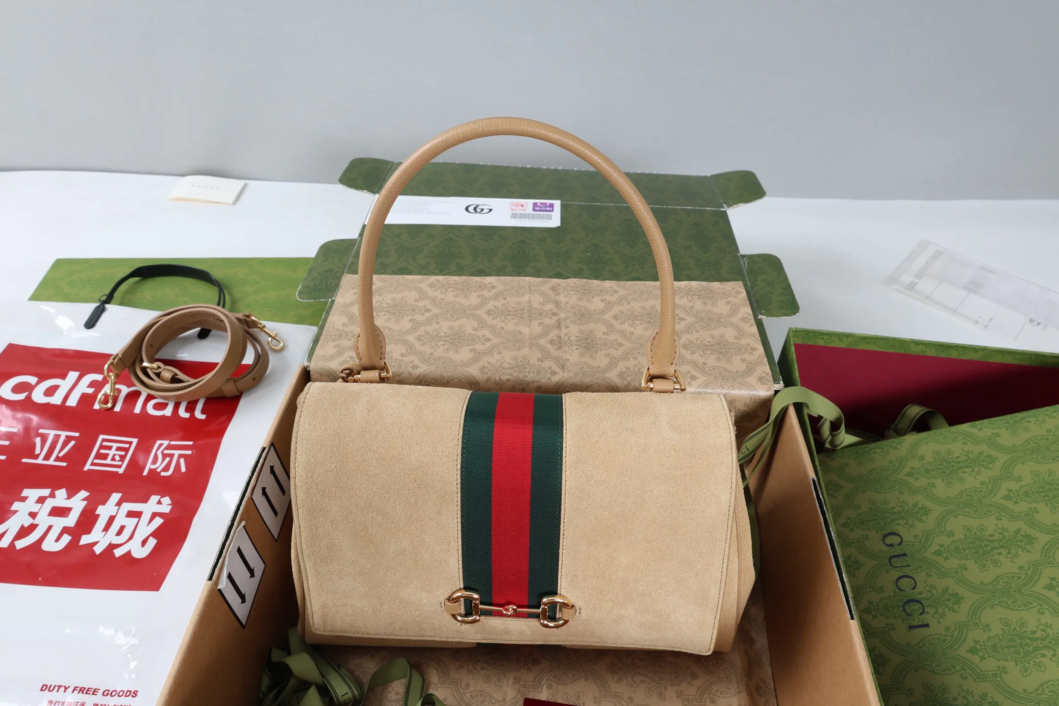 Women's Classic Handbags GUCCI 18250566
