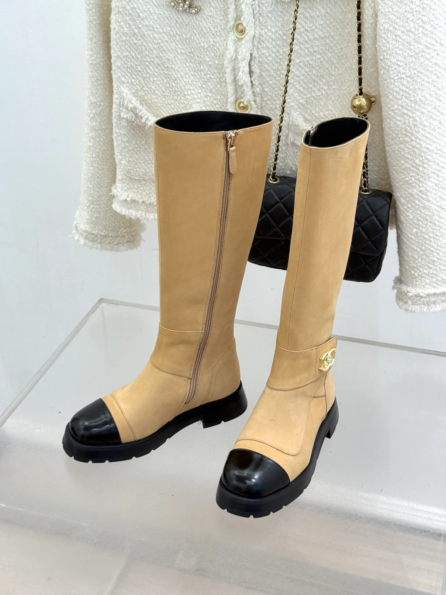 Women's Boots CHANEL 18436497