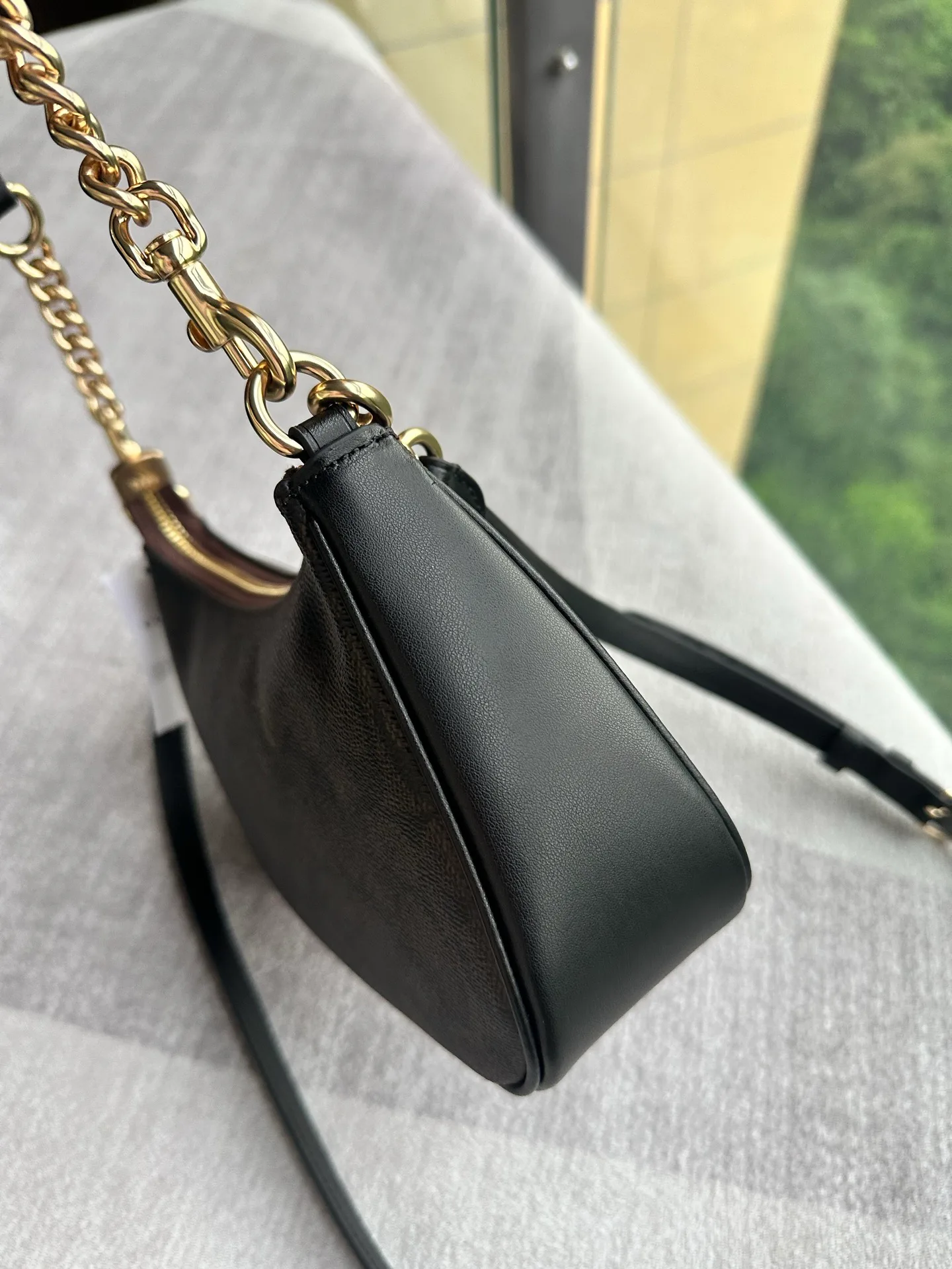 Women's Classic Handbags COACH 17961036