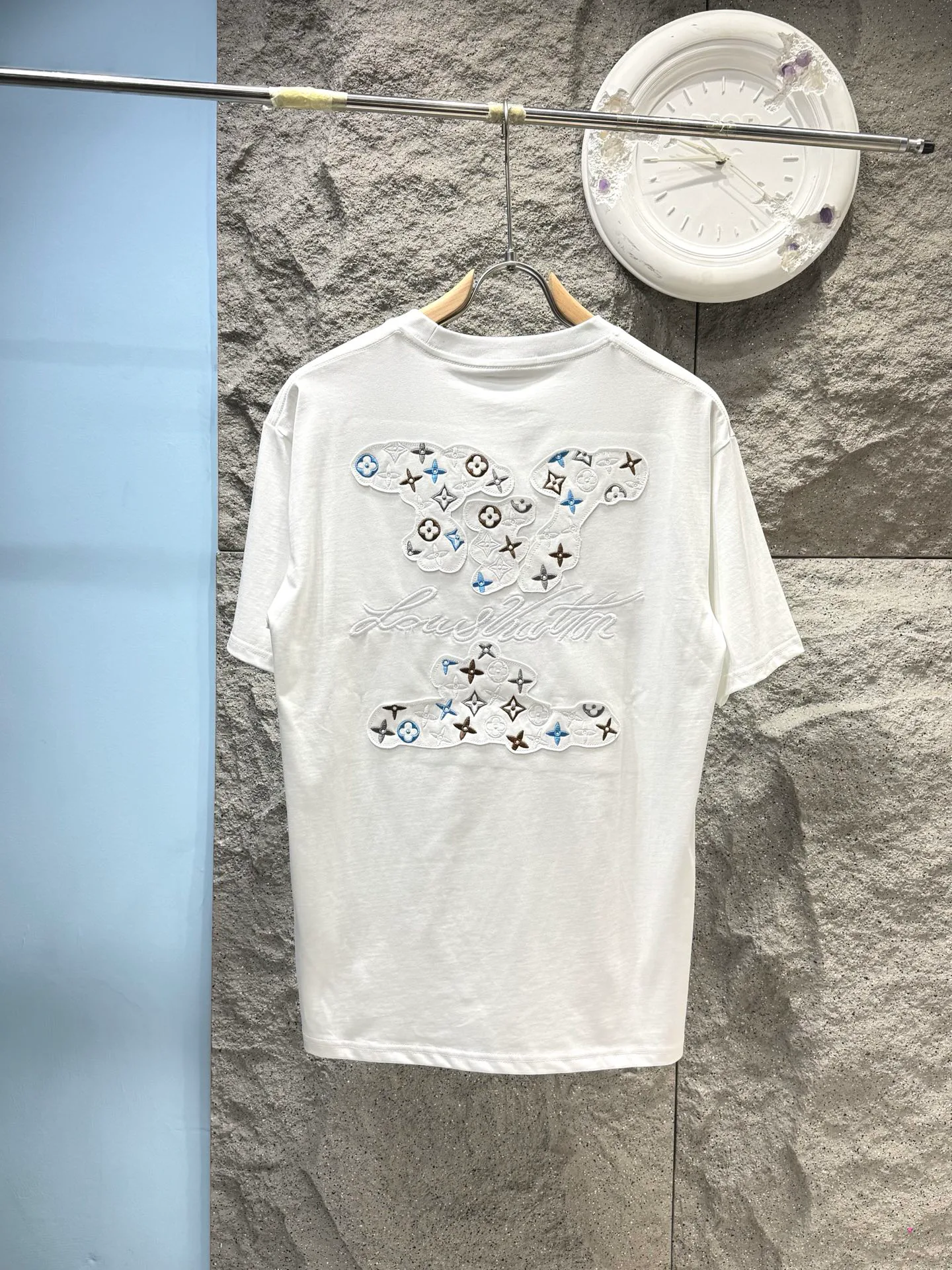Men's T-Shirts LOUIS VUITTON 17821259