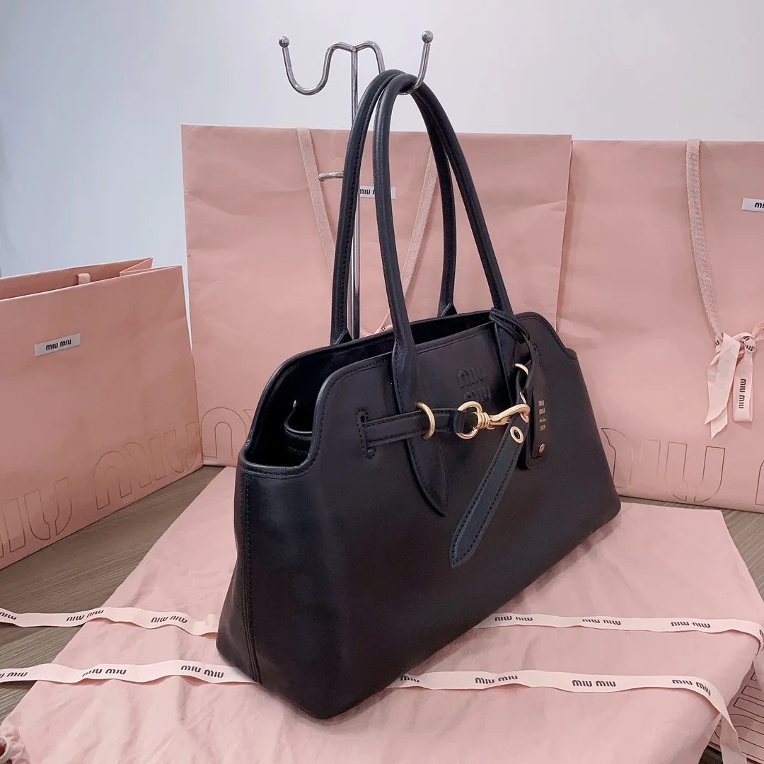 Women's Classic Handbags MIU MIU 18004738