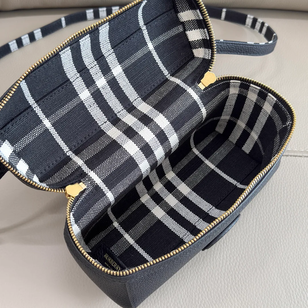 Women's Classic Handbags BURBERRY 18362278