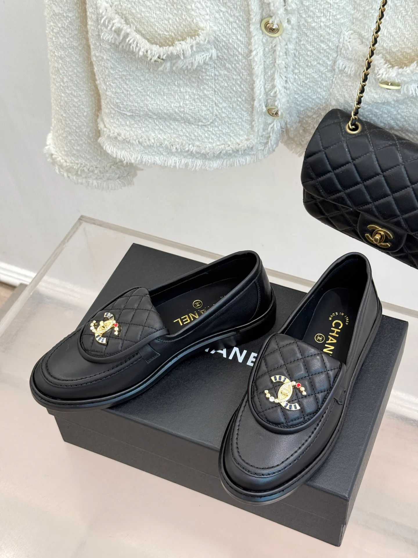 Women's Loafers And Moccasins CHANEL 17336057
