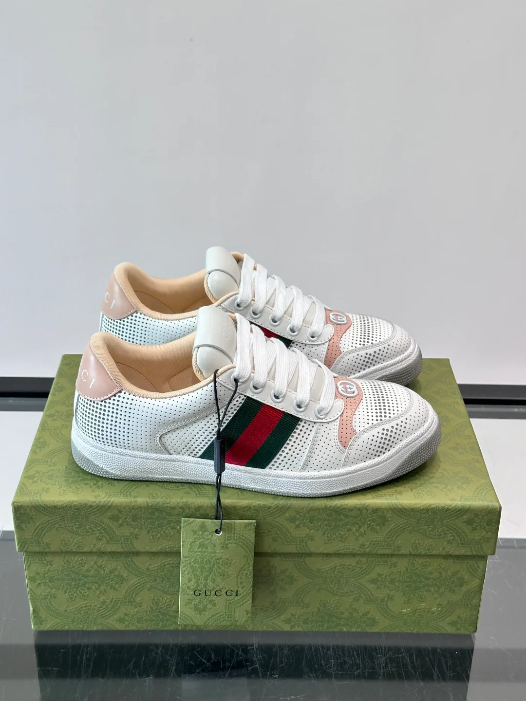 Men's Sneakers GUCCI 18142193