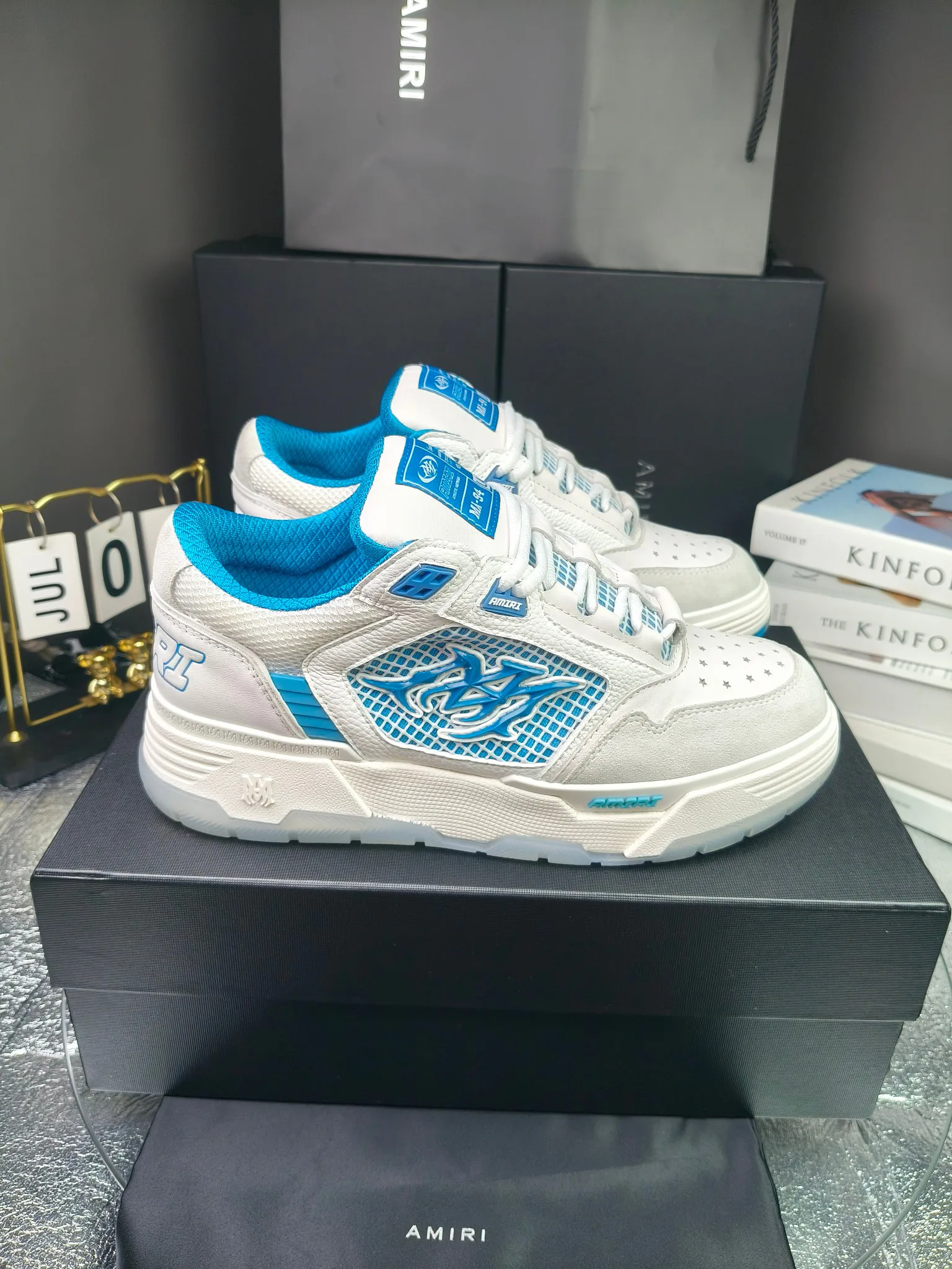 Women's Sneakers AMIRI 17515012