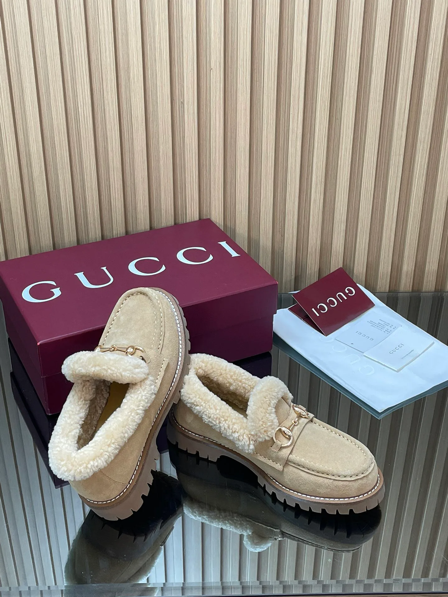 Women's Loafers And Moccasins GUCCI 18187063