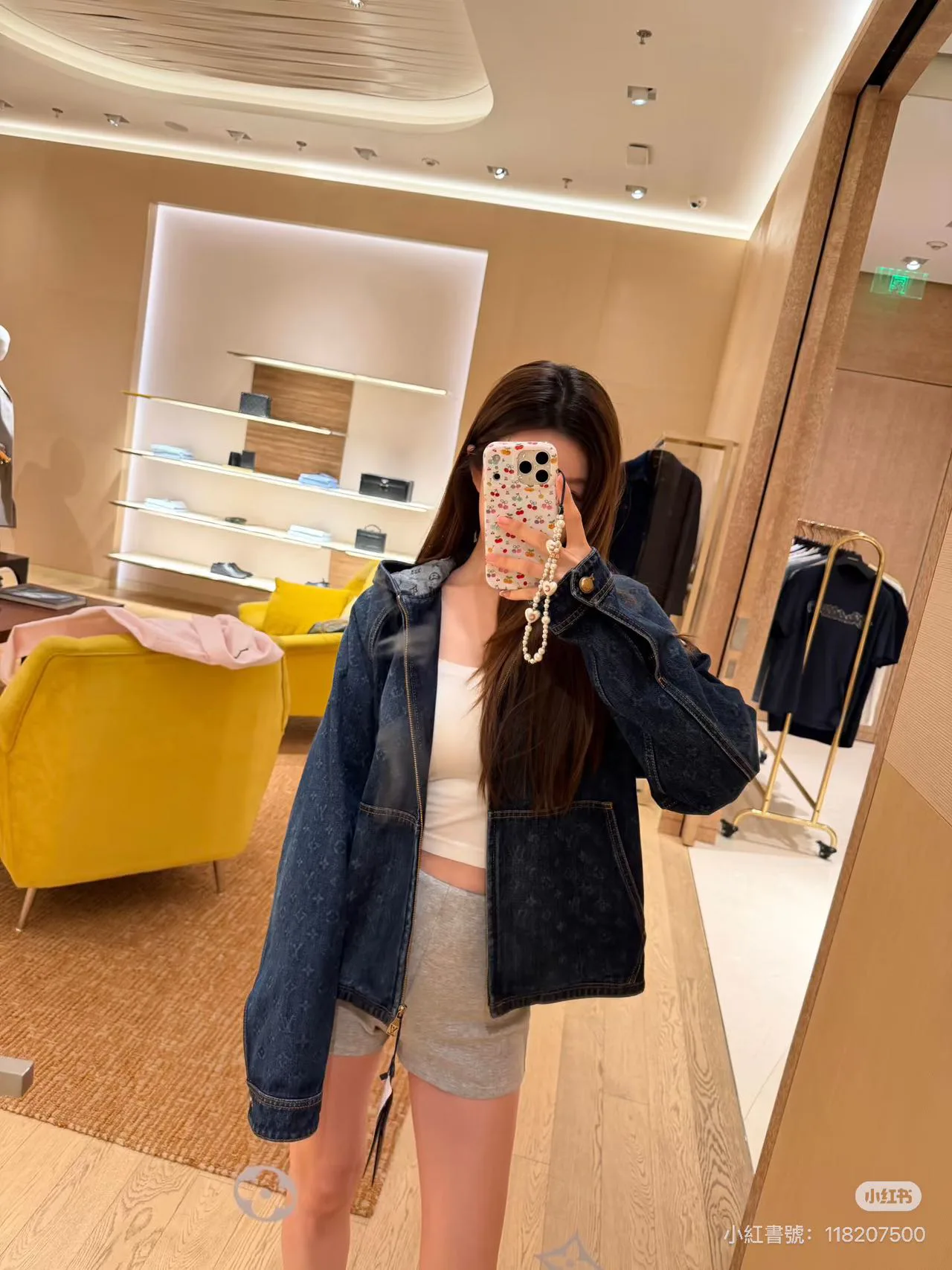 Women's Jackets And Down Jackets LOUIS VUITTON 18348323