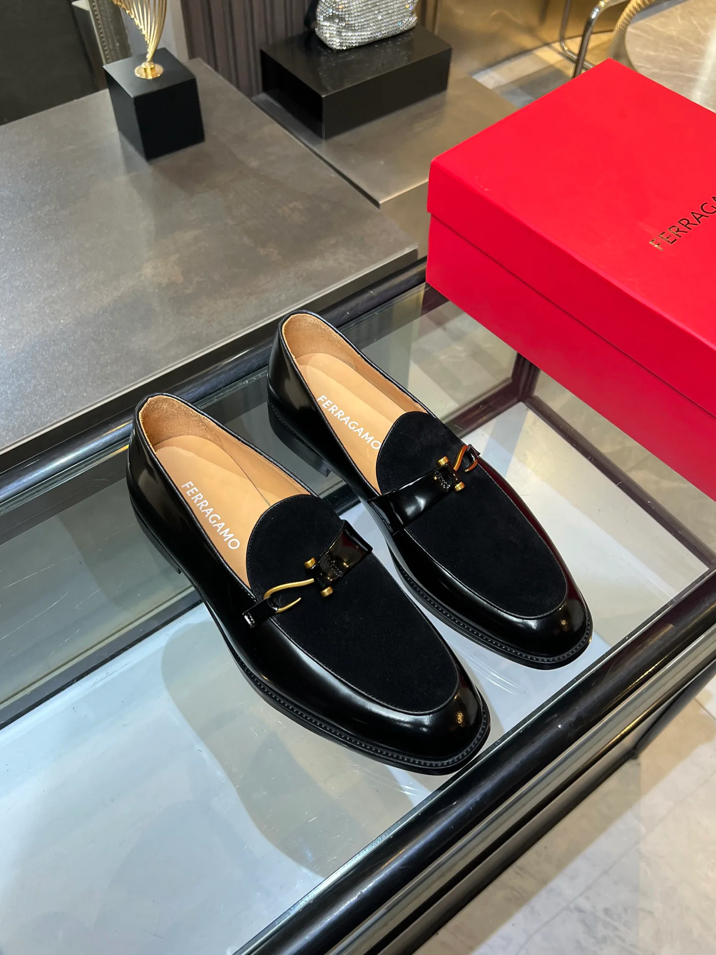 Men's Loafers And Dress Shoes SALVATORE FERRAGAMO 17939497