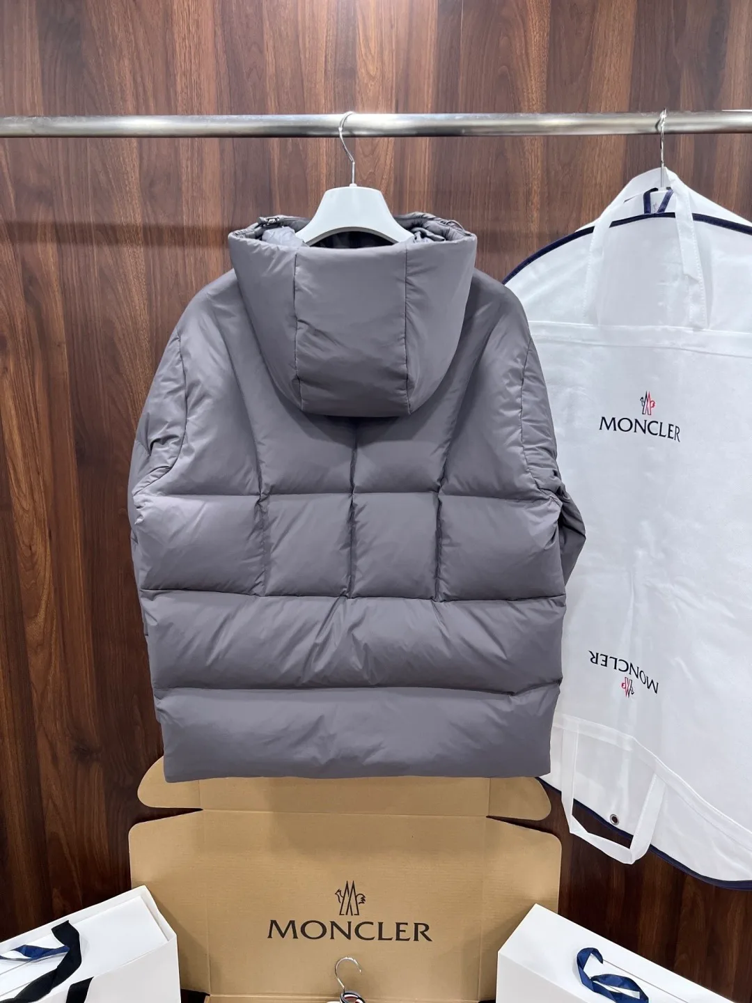 Men's Jackets And Down Jackets MONCLER 18281280