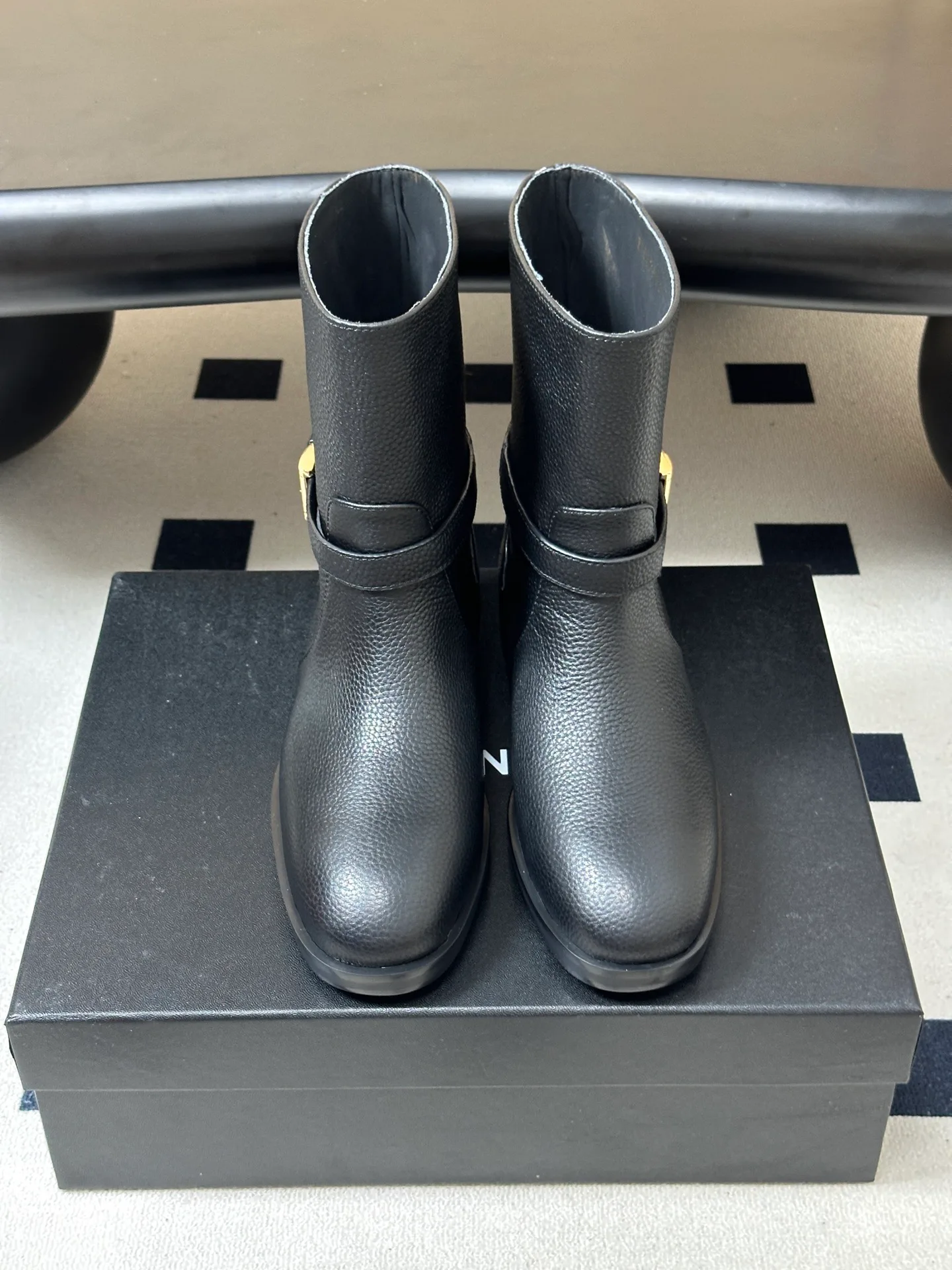Women's Boots CHANEL 18069832