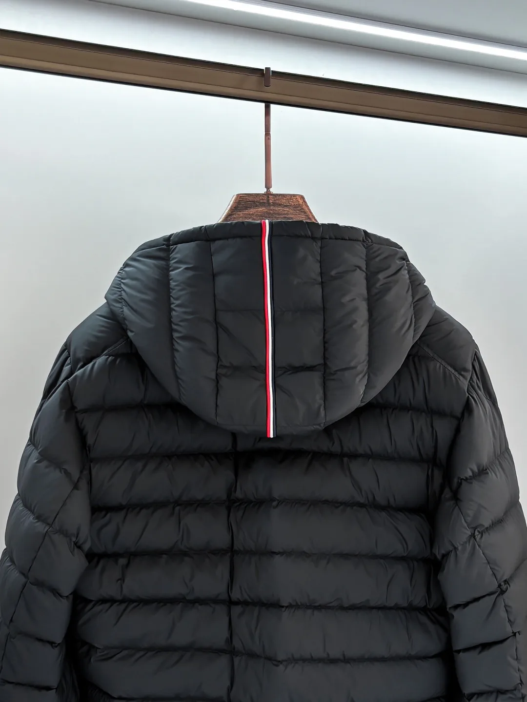 Куртки И Пуховики Мужские Moncler 18596631