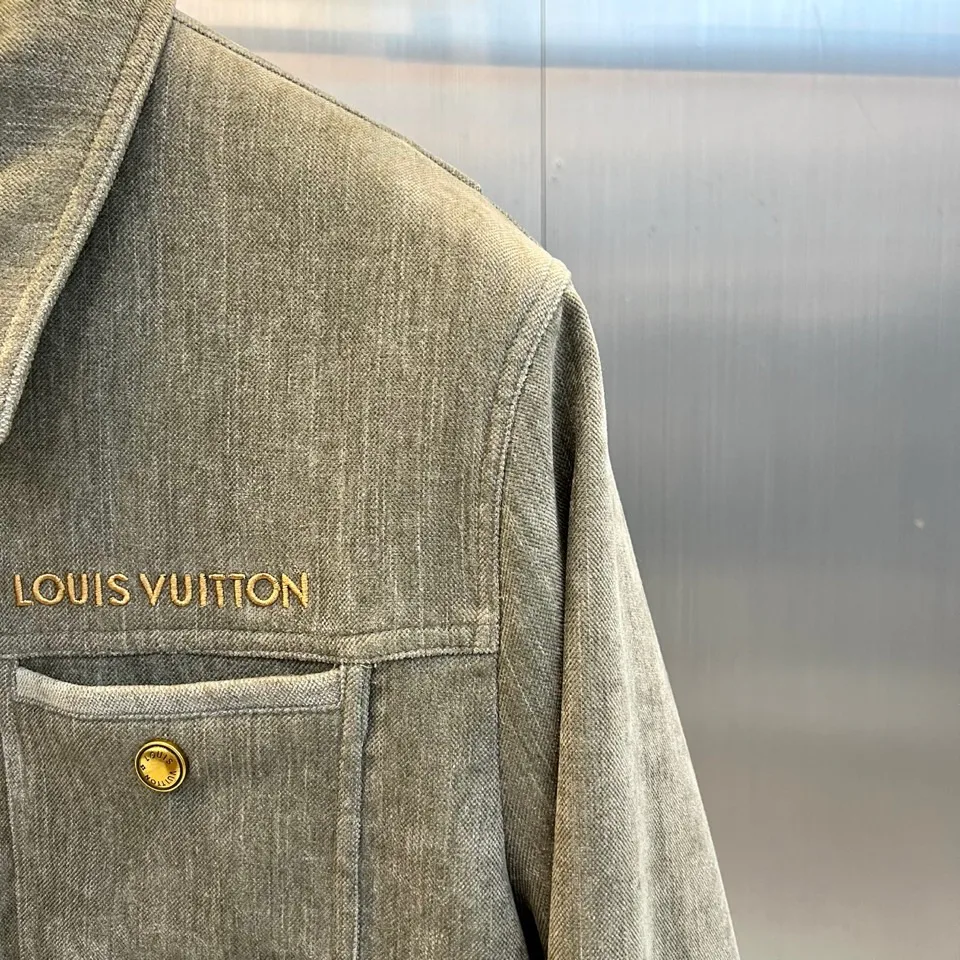 Men's Jackets And Down Jackets LOUIS VUITTON 18416781