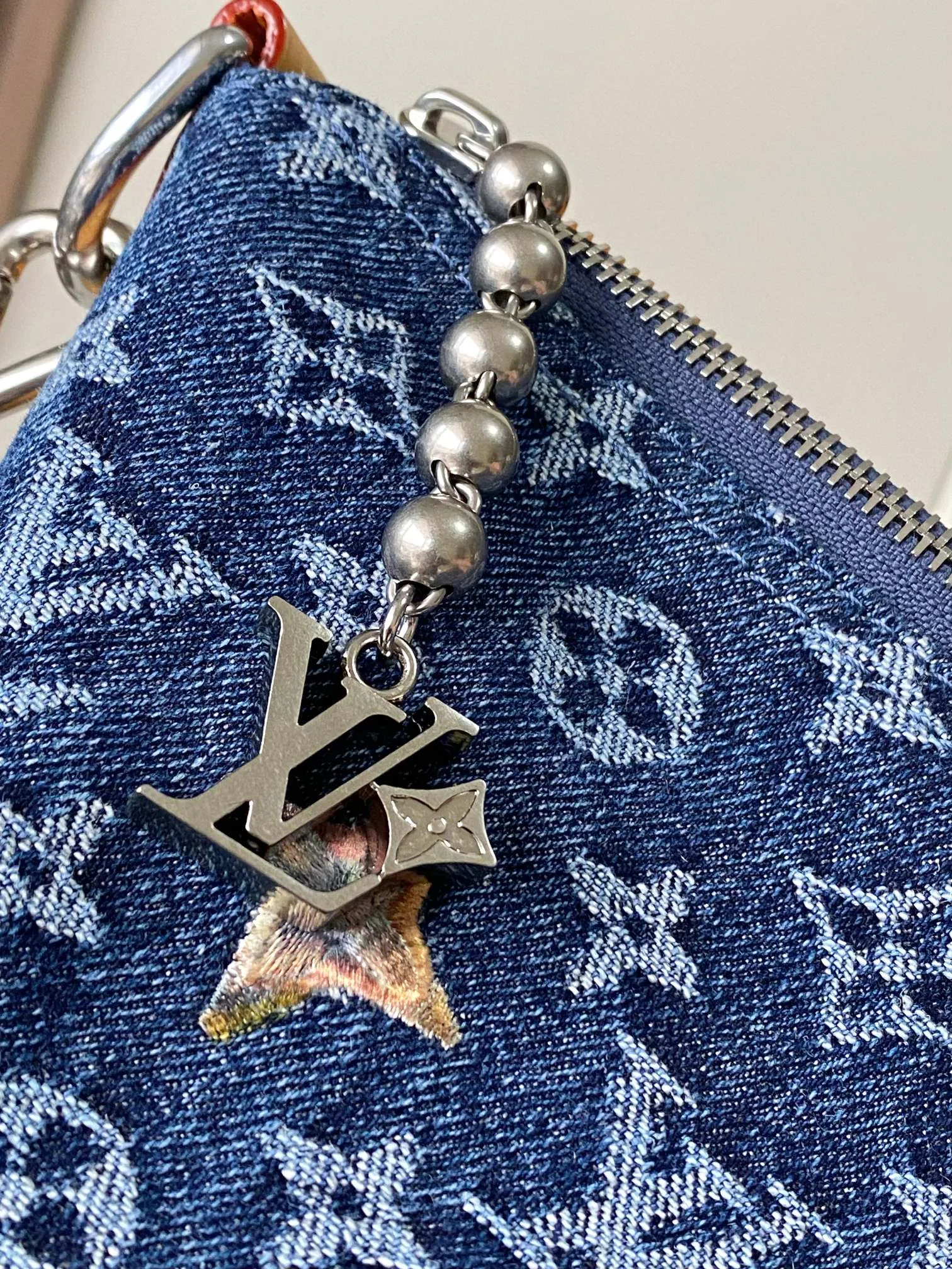 Women's Classic Handbags LOUIS VUITTON 17979949