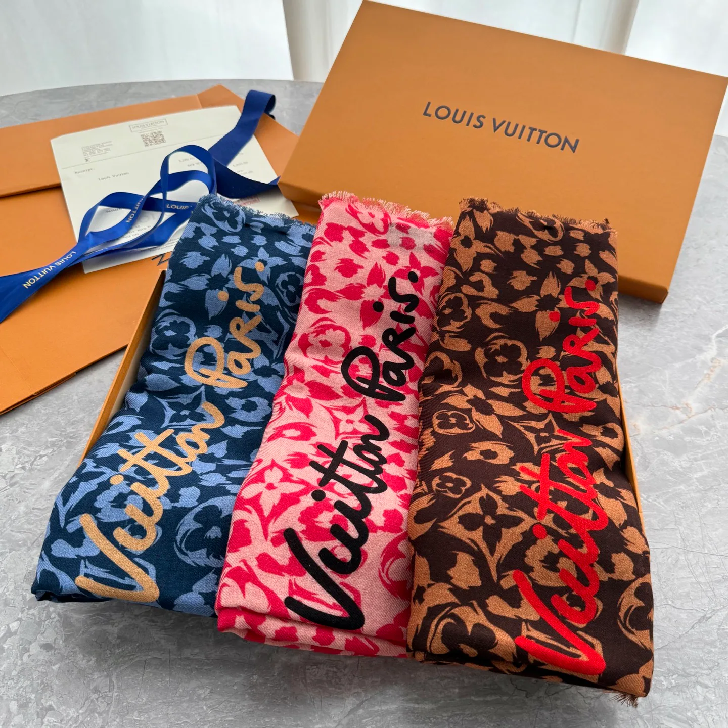 Scarves LOUIS VUITTON 18003176