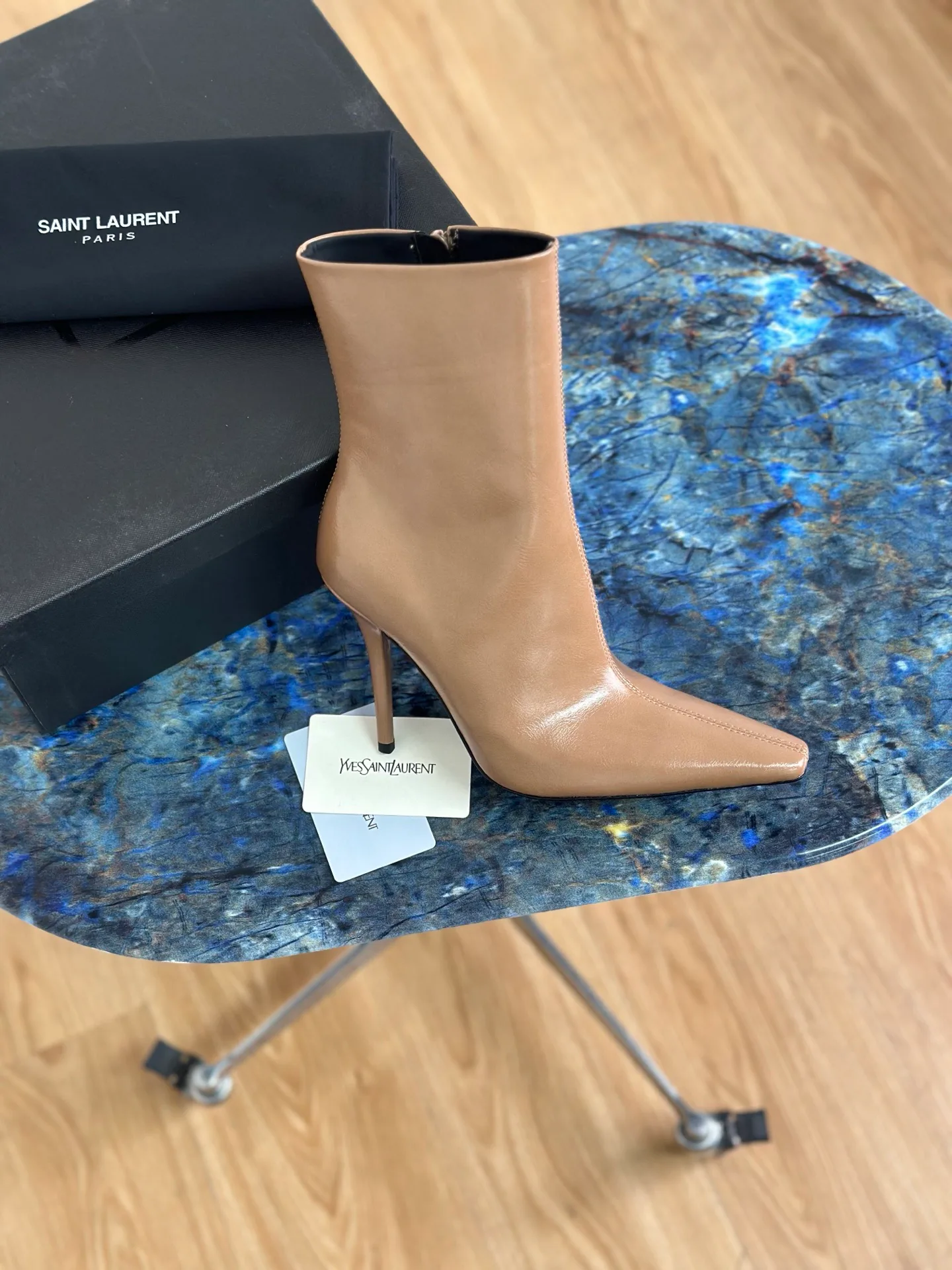 Women's Booties SAINT LAURENT 17918122
