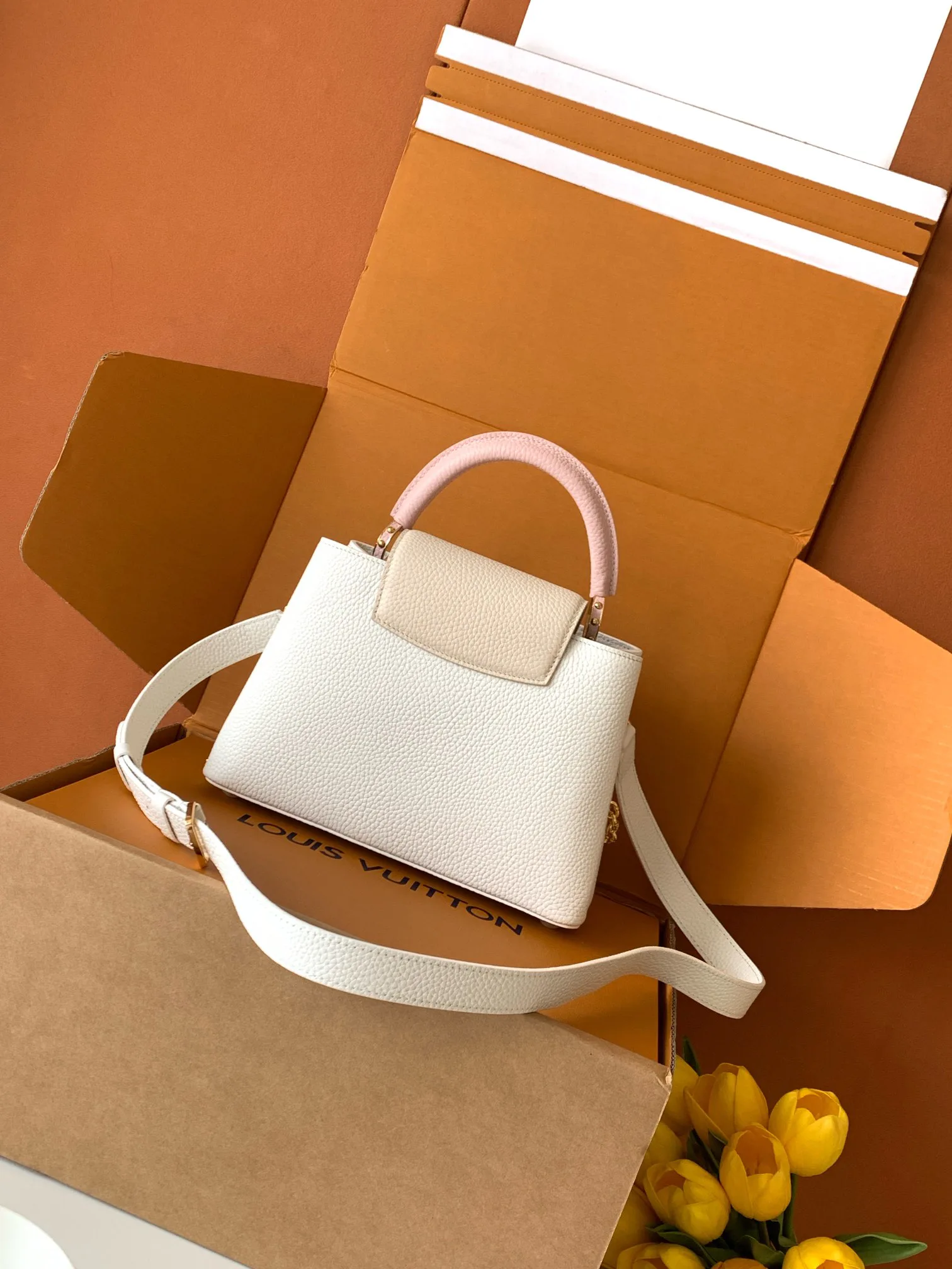 Women's Classic Handbags LOUIS VUITTON 18520993