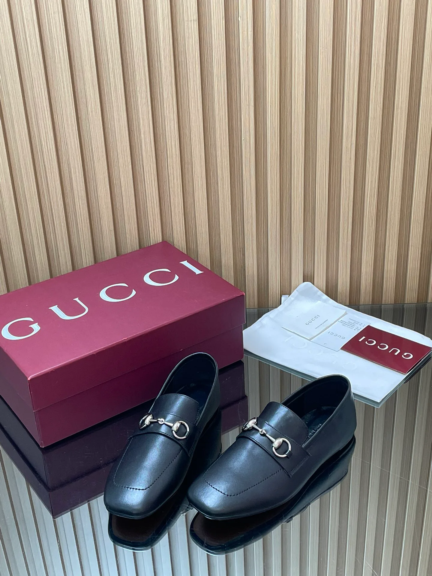 Women's Loafers And Moccasins GUCCI 17946823