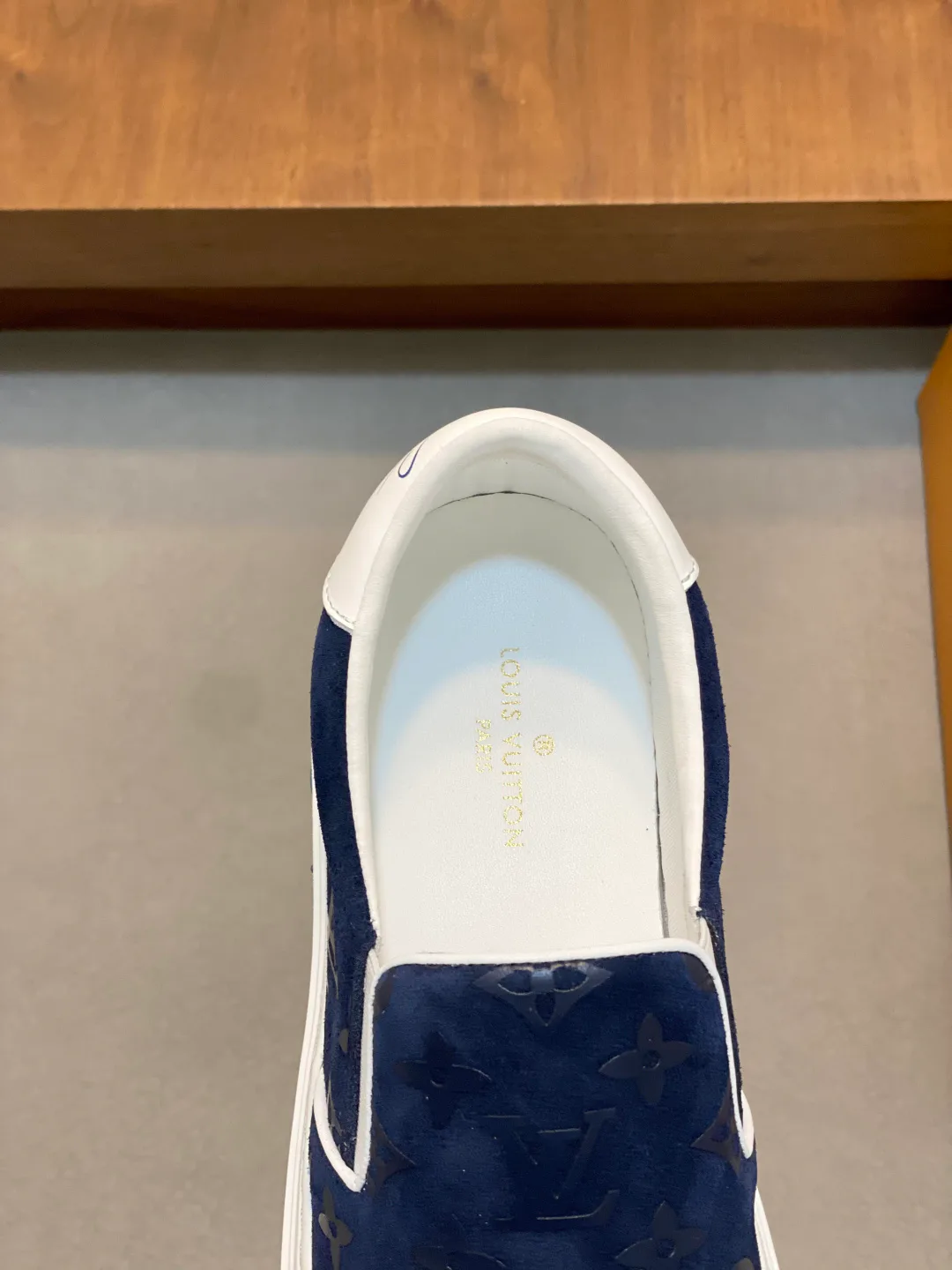 Men's Sneakers LOUIS VUITTON 17934202