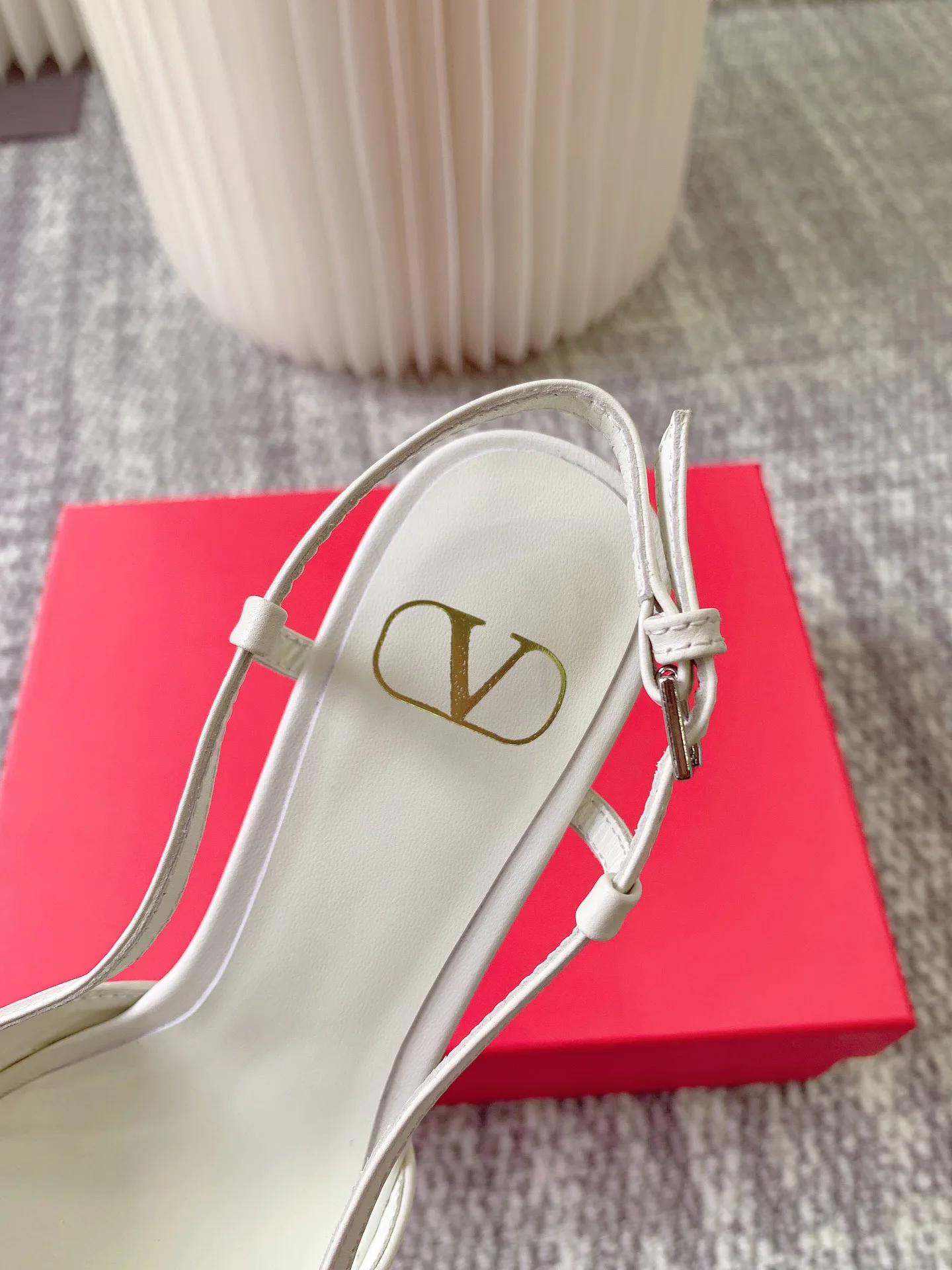 Women's Heels VALENTINO 17963100