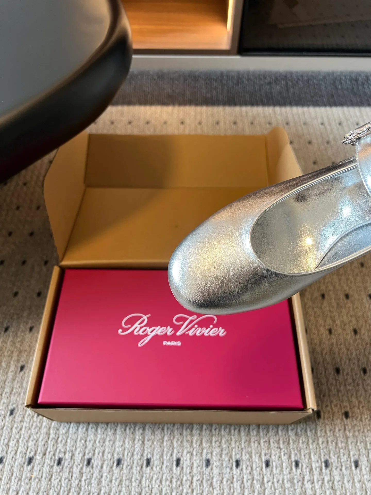 Women's Heels ROGER VIVIER 17860673
