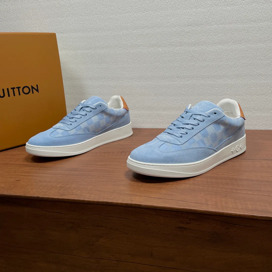 Men's Sneakers LOUIS VUITTON 17542521