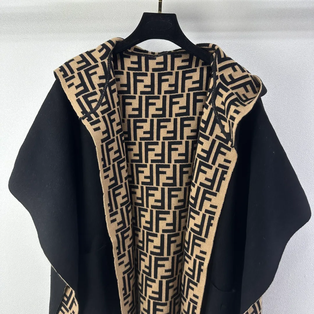 Women's Jumpers And Sweaters FENDI 17953715