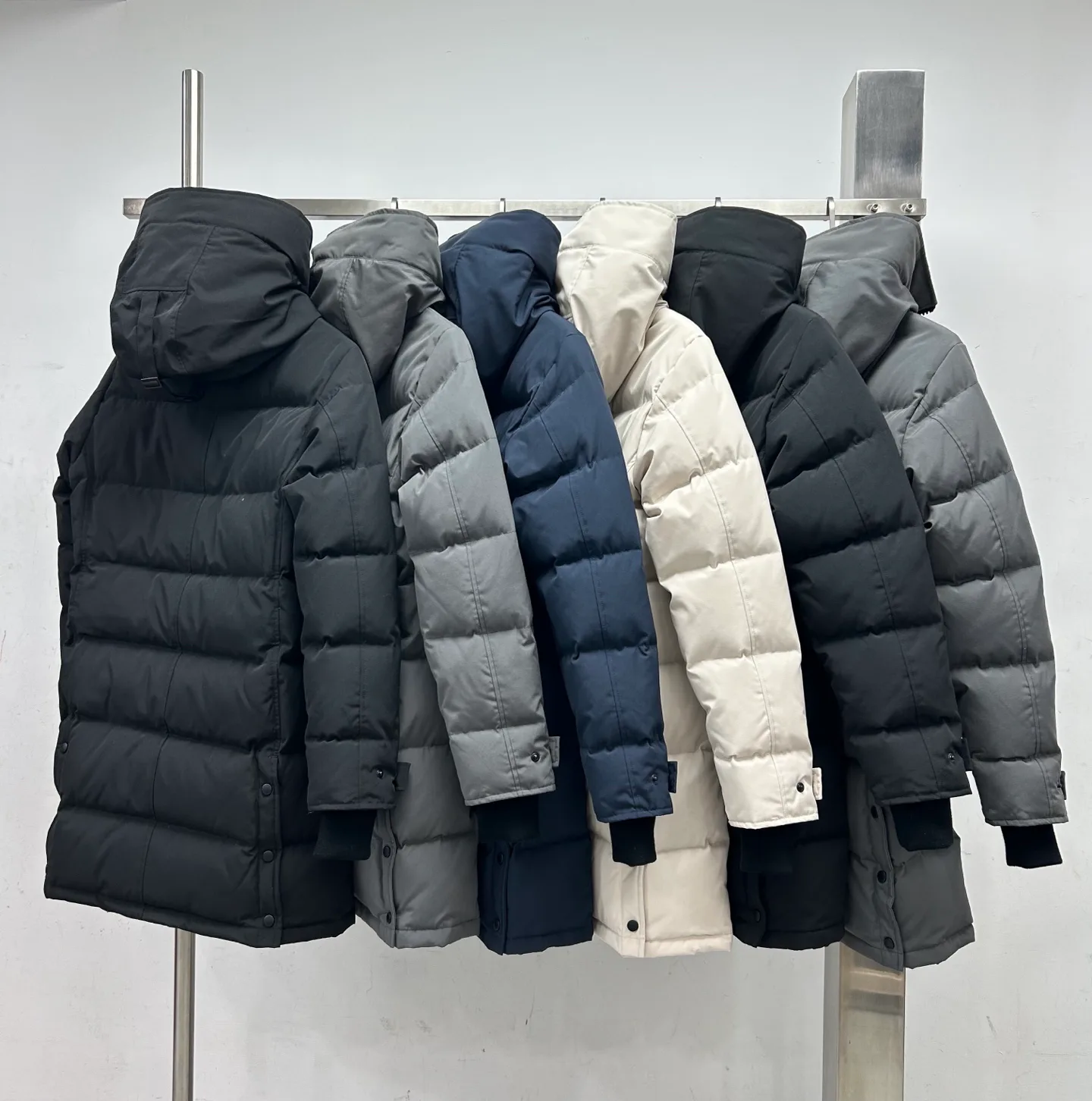 Women's Jackets And Down Jackets CANADA GOOSE 18188609