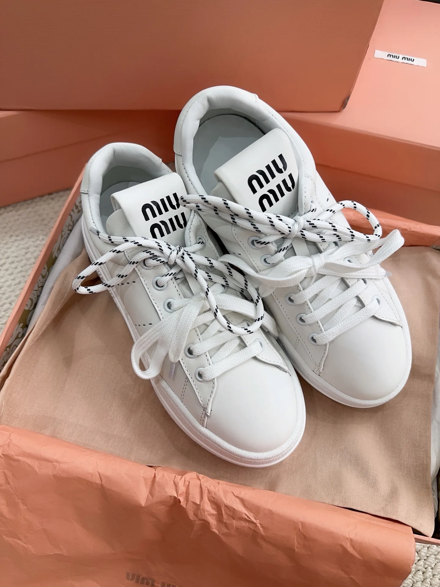 Women's Sneakers MIU MIU 18041144