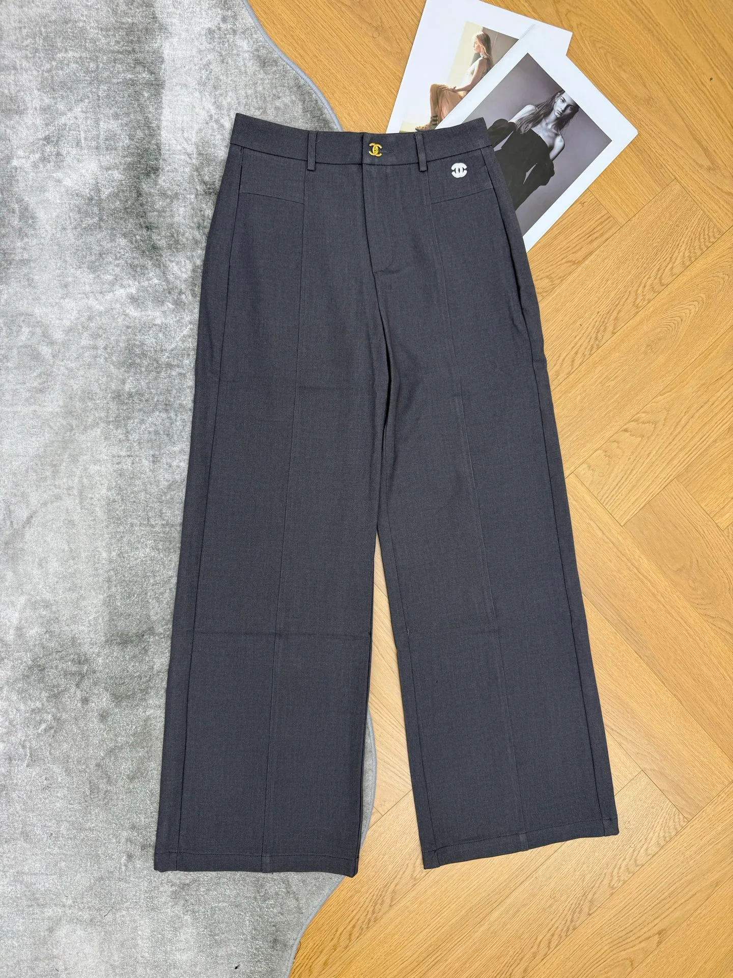 Women's Trousers CHANEL 18348253