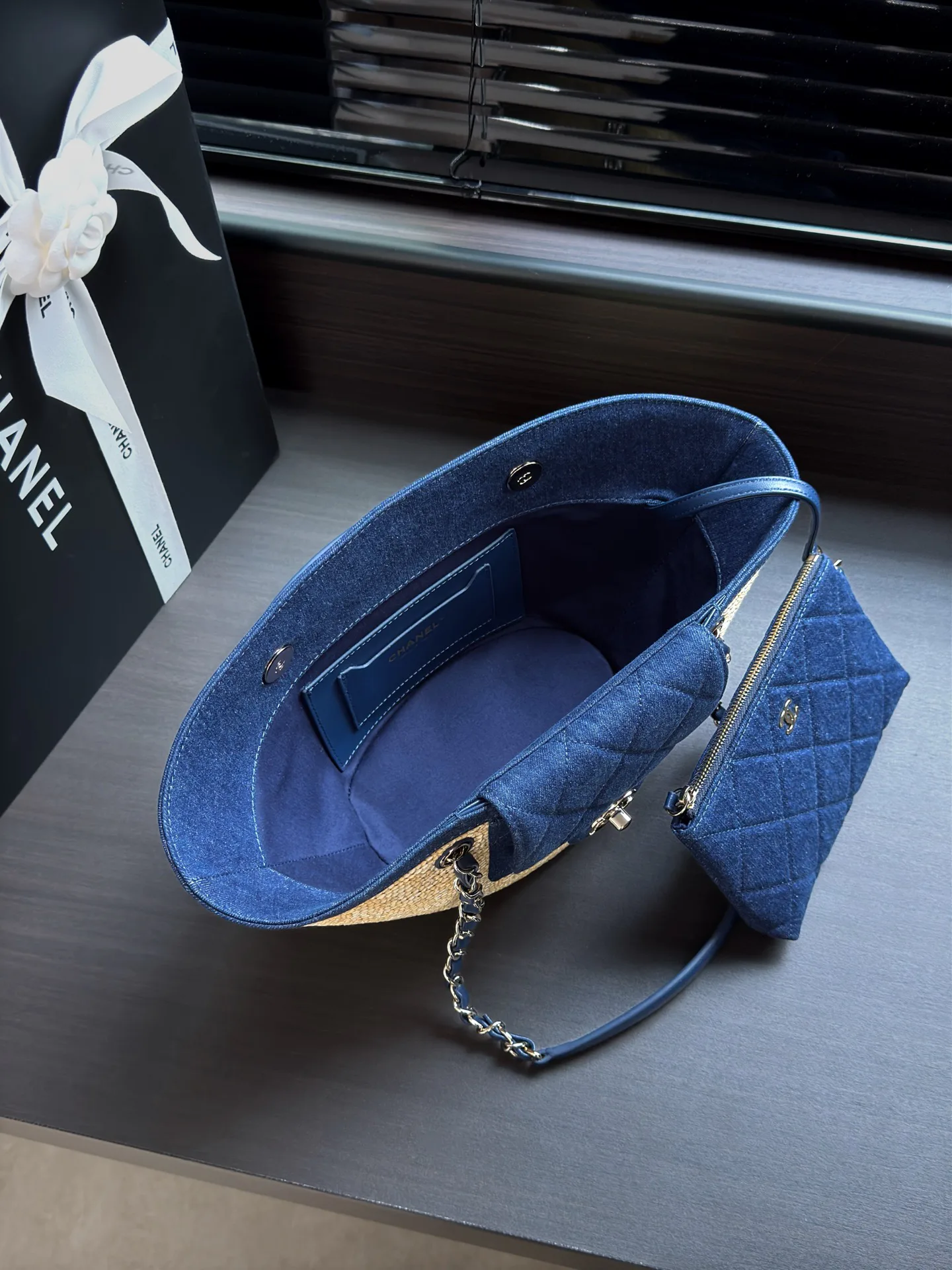 Women's Classic Handbags CHANEL 17424338