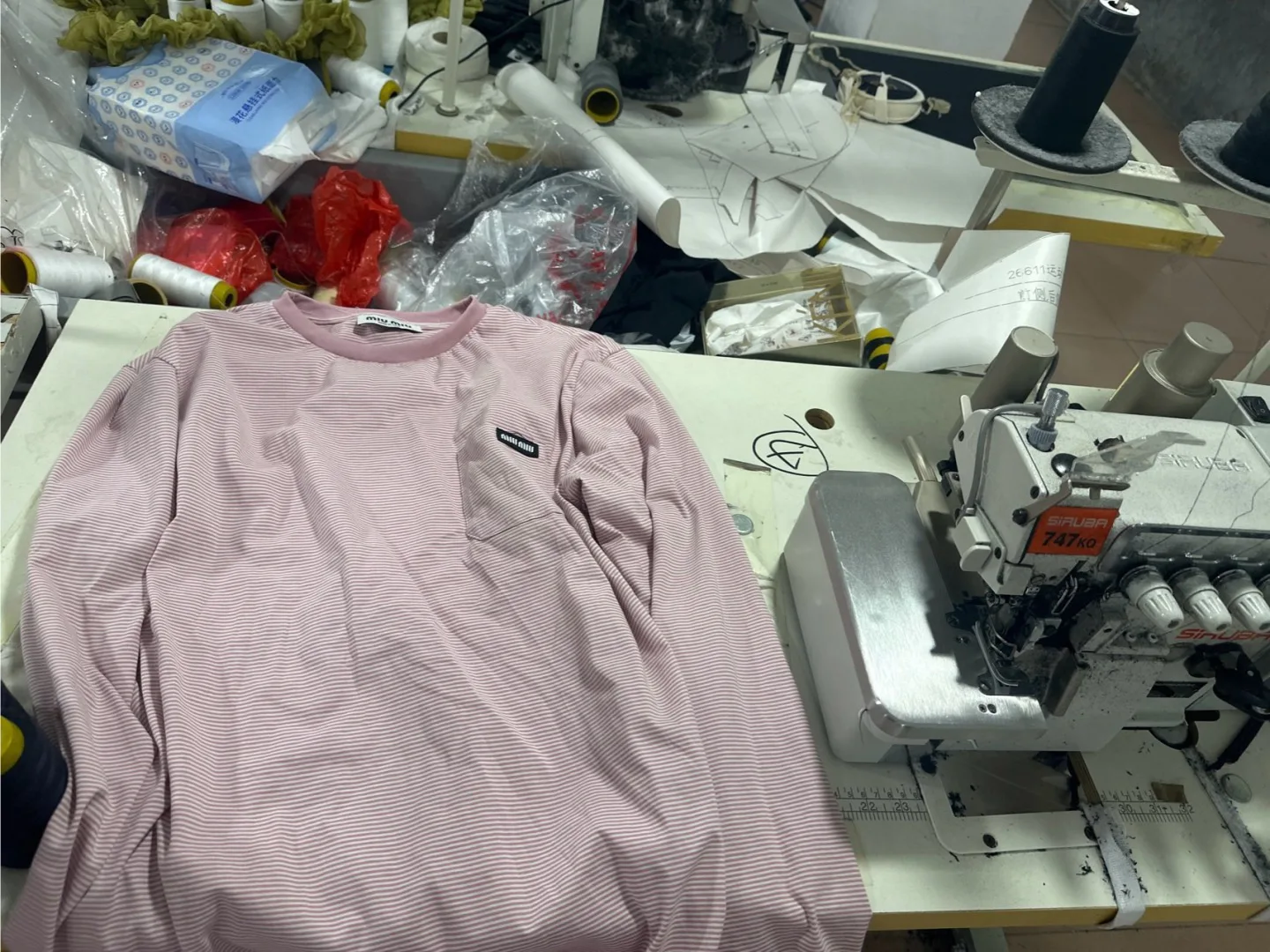 Men's T-Shirts MIU MIU 17468326