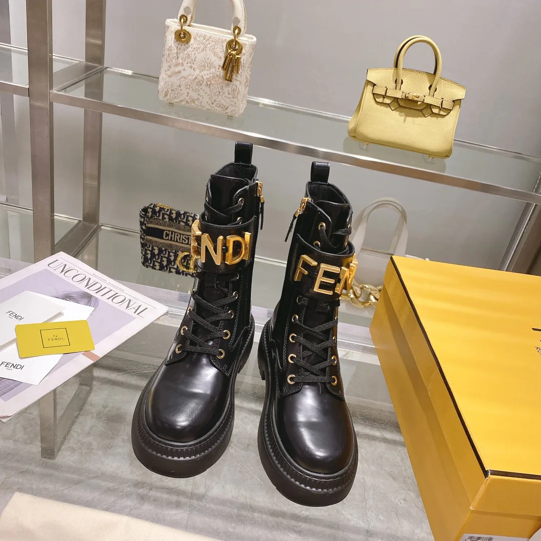 Women's Ankle Boots FENDI 18264033