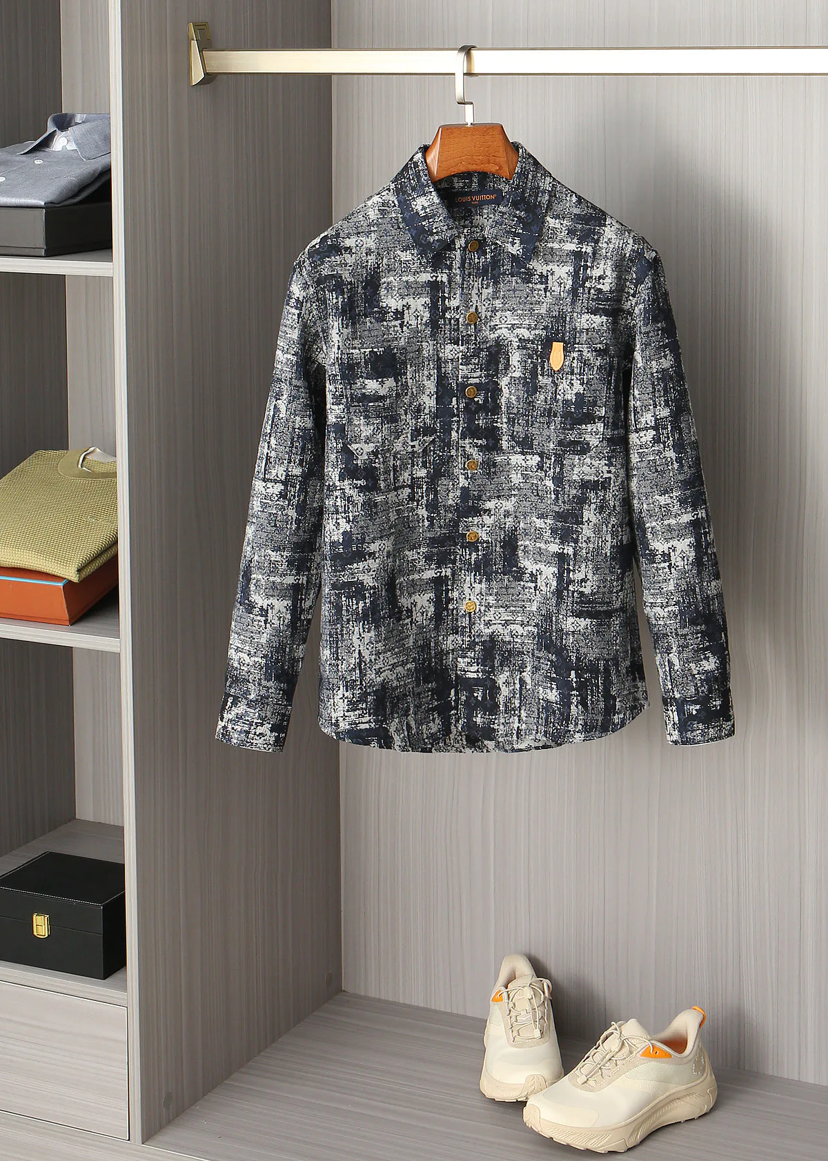 Men's Shirts LOUIS VUITTON 18256406