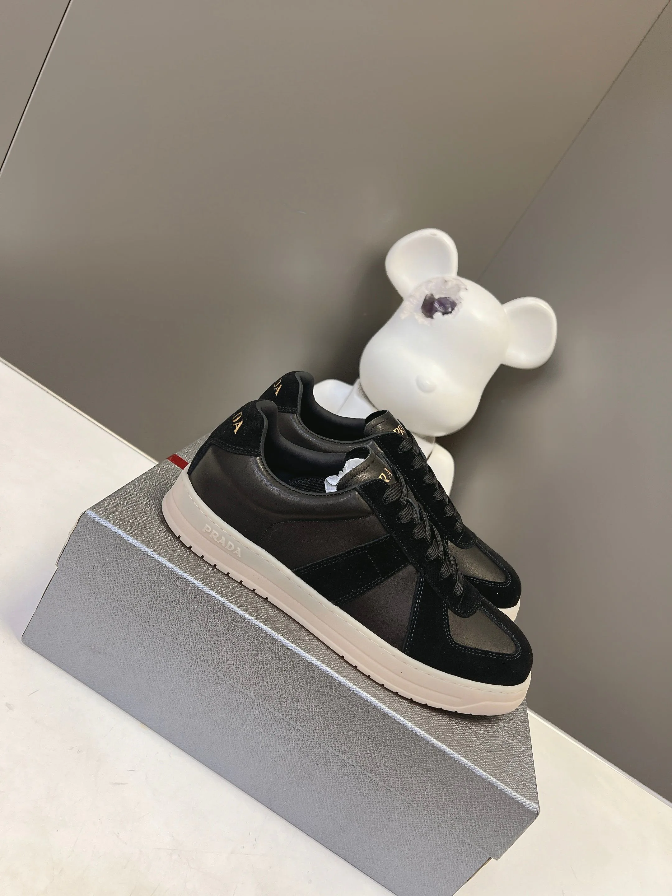 Women's Sneakers PRADA 17803494