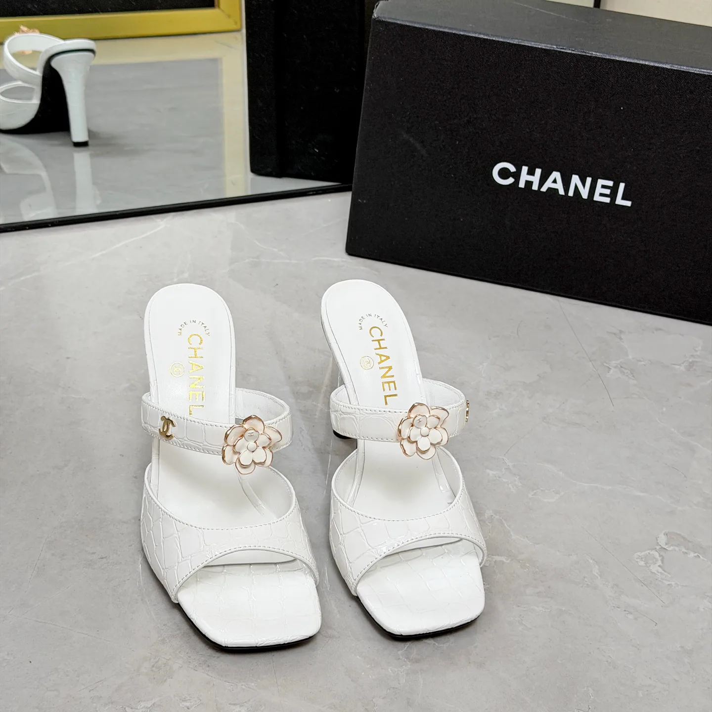 Women's Open-Toe Sandals CHANEL 17335029