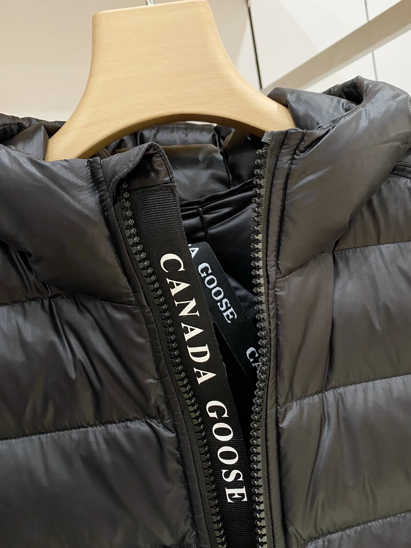Куртки И Пуховики Мужские Canada Goose 18584906