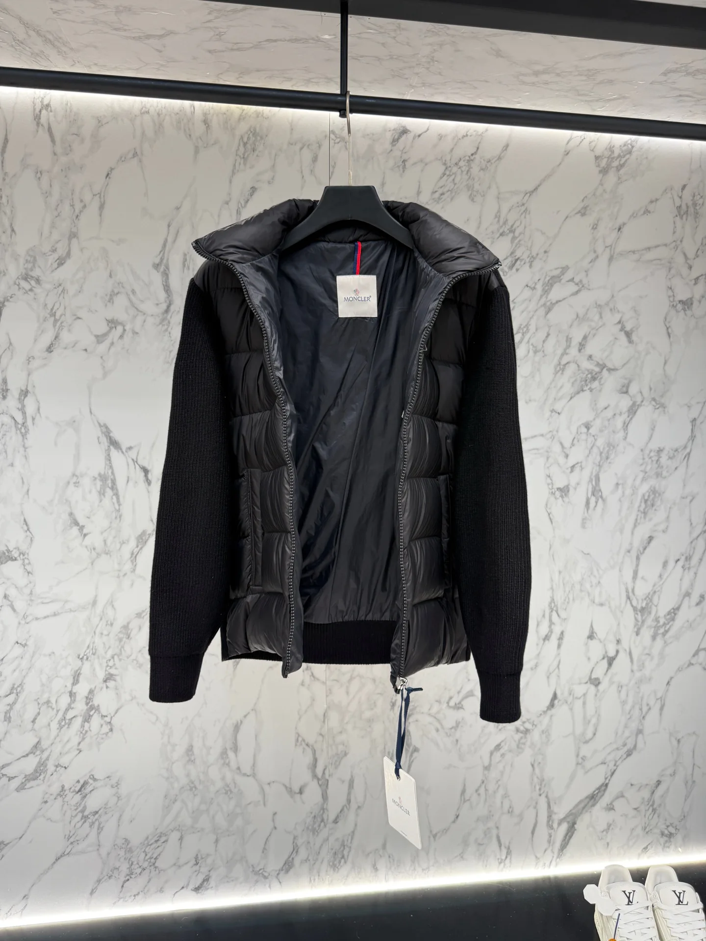 Men's Jackets And Down Jackets MONCLER 18480913