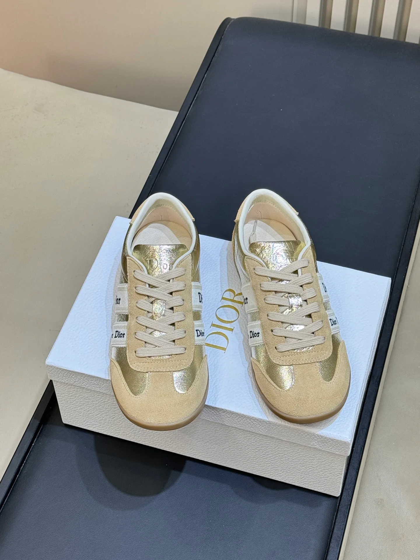 Women's Sneakers CHRISTIAN DIOR 18073065