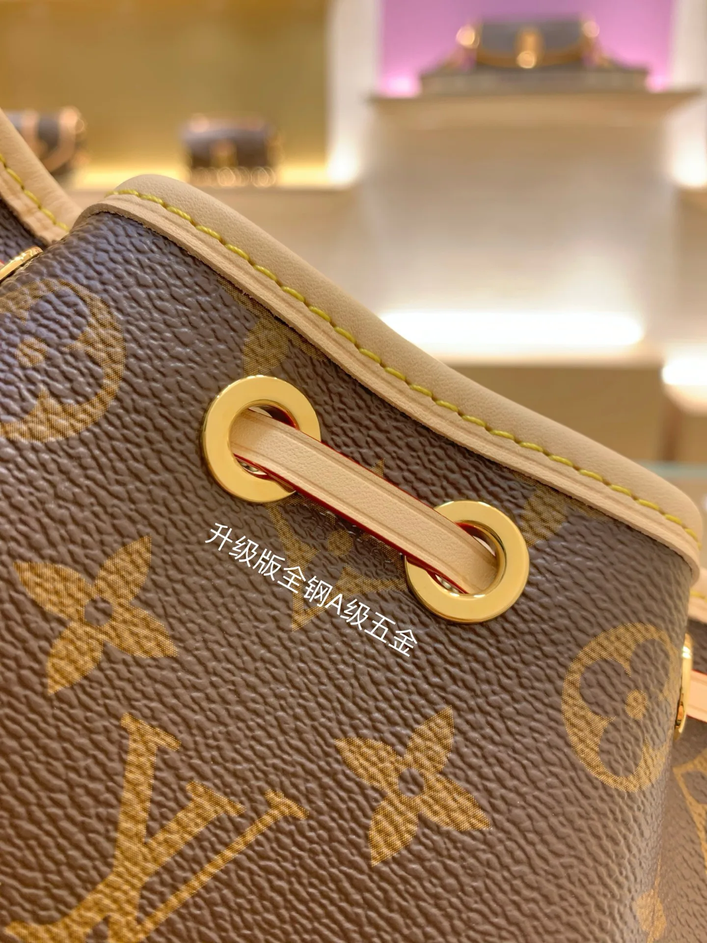 Women's Classic Handbags LOUIS VUITTON 17303176