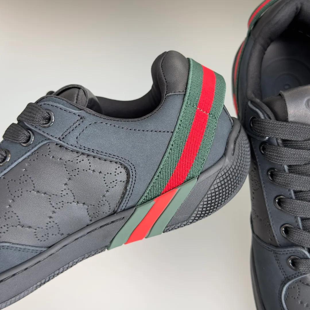 Women's Sneakers GUCCI 18158646
