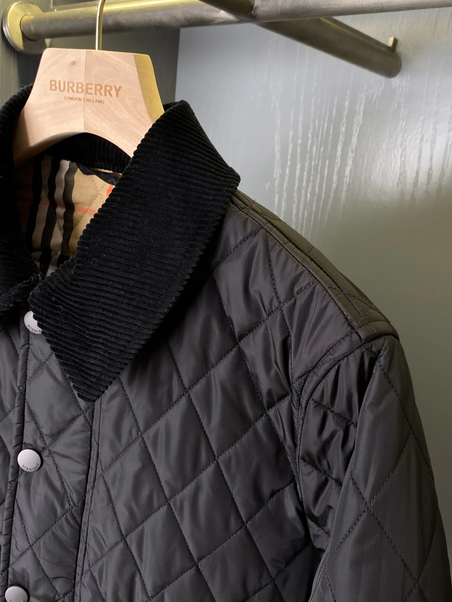 Women's Jackets And Down Jackets BURBERRY 18513005