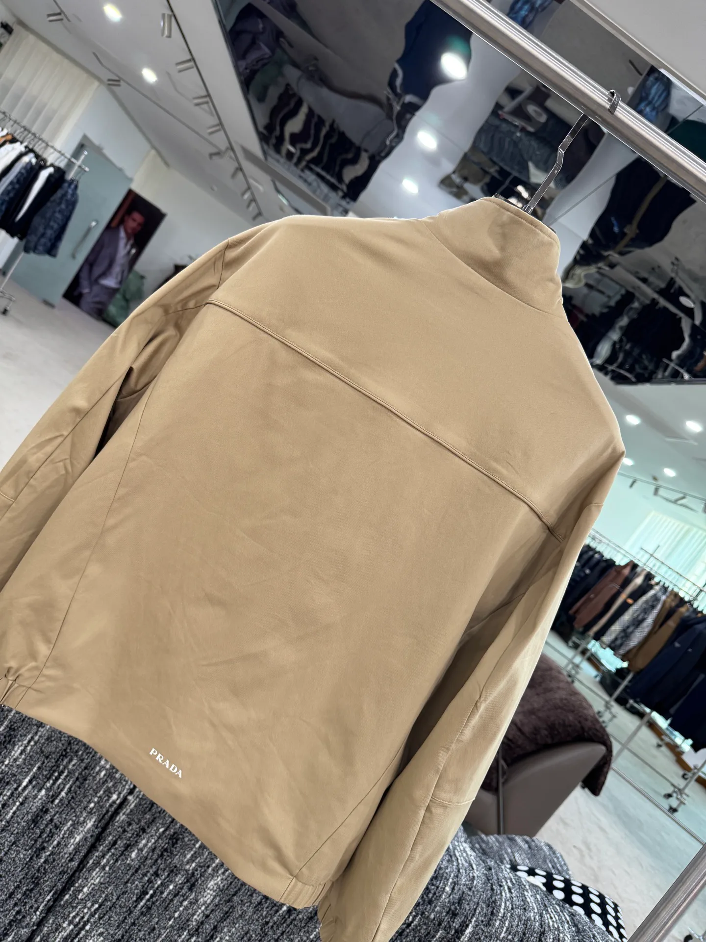 Men's Jackets And Down Jackets PRADA 18084178